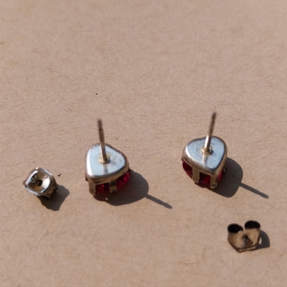 Levin & Meyer  Red Heart Stud Sterling Silver - Picture 8 of 15